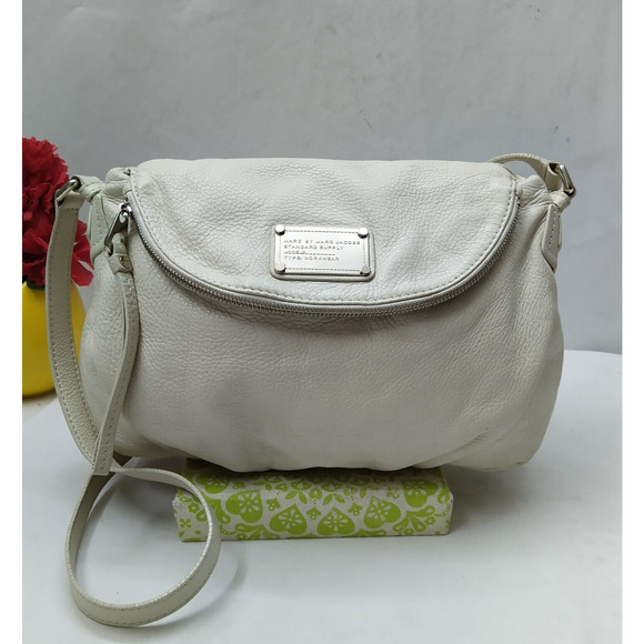 Marc By Marc Jacobs White Pebbled Leather Flap Closure Crossbody Bag - Picture 1 of 16